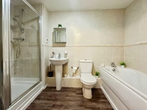 Photo 9- click for photo gallery